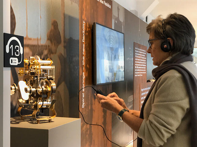 Mit dem neuen Audioguide erhalten die Besucher an 20 Stationen im Schramberger Terrassenbau-Museum Informationen zu den Ausstellungsstücken.