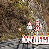 Die Verkehrszeichen weisen eindrücklich darauf hin, dass das Schlüchttal für sämtliche Verkehrsteilnehmer gesperrt ist. Und doch halten ...