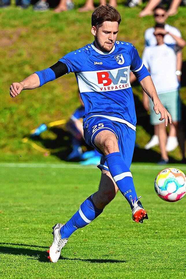Bild 15: FC Erzingen steigt nach 3:2 gegen FC Emmendingen in die Landesliga auf &ndash; wir haben Bilder!