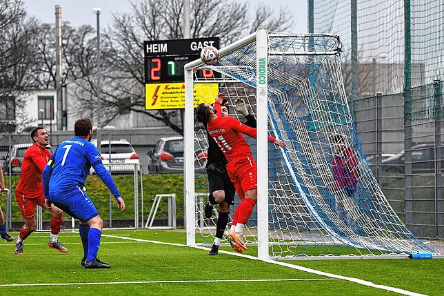 Bild 13: SV Jestetten holt ein 2:2 beim TuS Efringen-Kirchen &ndash; und wir haben Bilder!