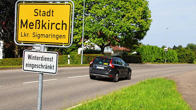Geht es nach dem Willen der Stadt Meßkirch, soll der Verkehr in der Tuttlinger Straße unter anderem durch einen Fahrradstreifen beruhigt ...