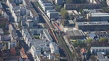 Blick aus der Luft auf Petershausen. Eine dichte, mehrgeschossige Bebauung, die wie hier sehr urban wirkt, bereitet vielen Bürgern ...