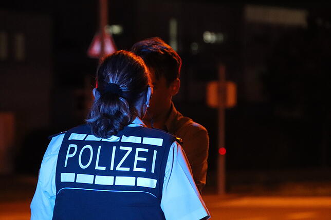 Der 17-jährige Schweizer hat 2,2 Promille Alkohol im Blut.