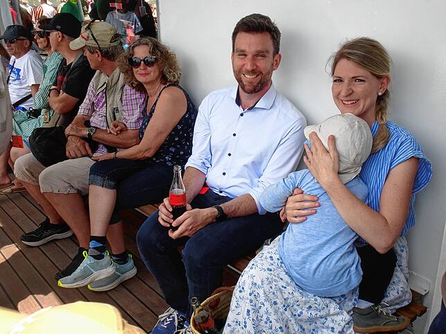Bild 26: Bilder von der Einholung des Seehasen in Friedrichshafen