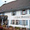 Wie der Gasthof zu seinem Namen gekommen ist, ist unklar.