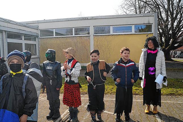 Bild 11: Bilder von der Schülerbefreiung in Stetten