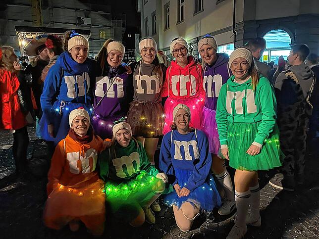 Die M&M-Mädels von Einsenderin Melina Haake genießen die Konstanzer Fasnacht