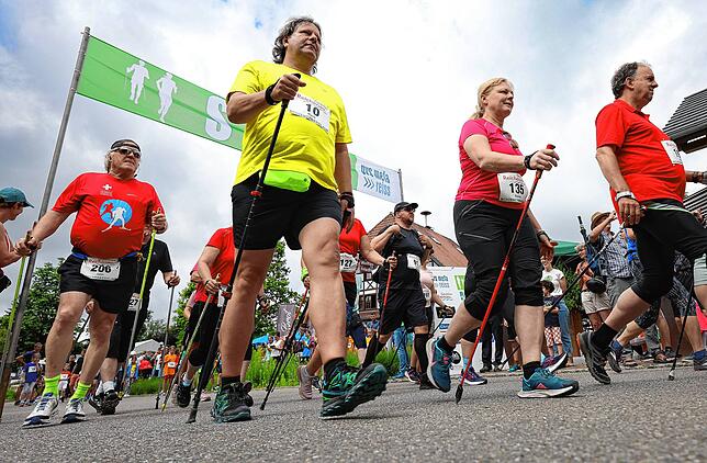 Start der Nordic Walker.