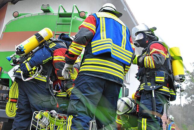 Bild 12: Gelungene und herausfordernde Probe der Feuerwehr Herrischried