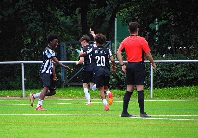 Bild 16: Bildergalerie zum 5:2-Auftaktsieg der Villinger A-Junioren gegen den SV Böblingen