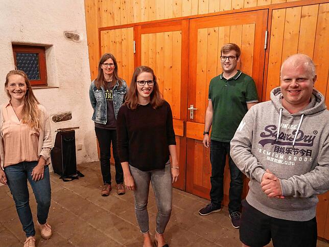Der geschäftsführende Vorstand mit (von links) Tanja Ebner, Pia Schwenke, Lena Schlachter, Marcus Posniak und Jahn Niclas Glatzel.