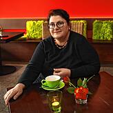 Das Lächeln fällt Angelique Nürnberger-Llanos vom Restaurant Suppengrün schwer. Sie weiß langsam nicht mehr, wie es weitergehen soll.