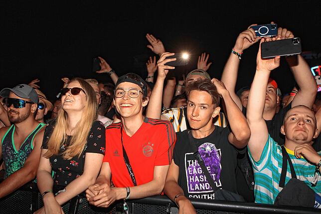 Bild 17: Bilder vom Soutside 2022: So feierten die Fans am Samstag auf den Konzerten