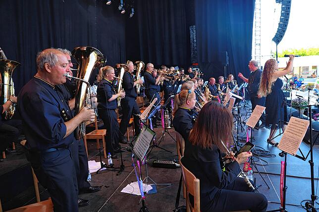 Der Musikverein Stetten-Haigerloch begleitete auch den Gesamtchor.