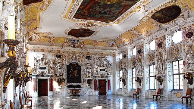 Der Kaisersaal im Schloss Salem kann derzeit bei einem individuellen Rundgang erkundet werden. Auskünfte gibt es auf ...