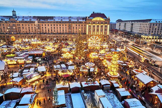 Schon zum 589. Mal findet der Dresdner Striezelmarkt statt.