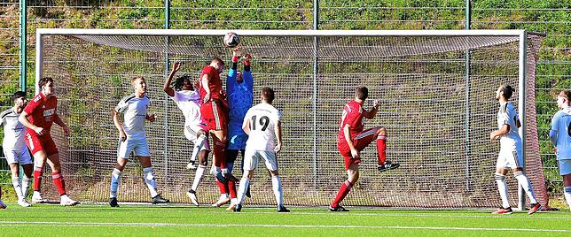 Bild 12: VfR Bad Bellingen siegt 7:0 bei der U23 des SV 08 Laufenburg &ndash; und wir haben Bilder!