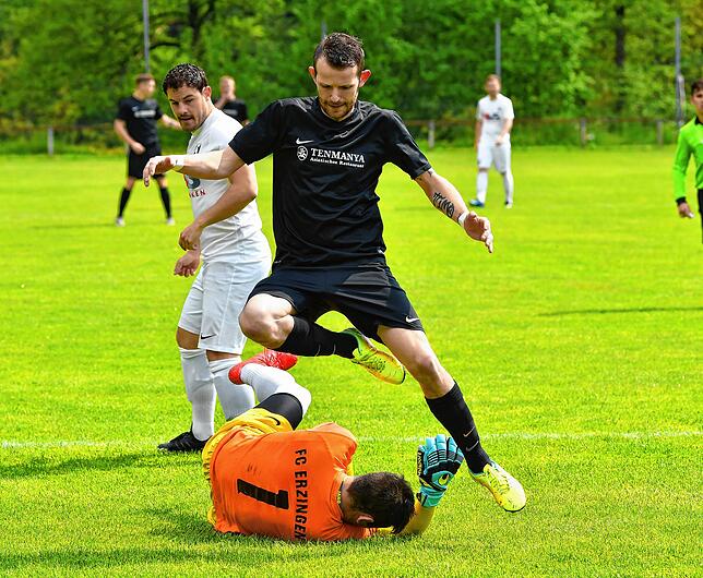 Bild 18: FC Erzingen siegt mit 6:3 bei der Spvgg. Brennet-Öflingen &ndash; und wir haben die Bilder!