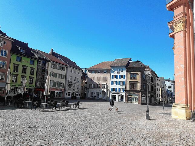 Seit Erlass der verschärften Ausgangsbeschränkungen ist auch die Innenstadt in Bad Säckingen so gut wie menschenleer.