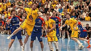 Beim letzten Heimspiel der Saison gab es für die HSG Konstanz um Michael Stotz (am Ball) nichts zu holen: Die Konstanzer unterlagen ...