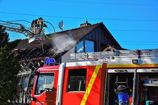 Bild 2: Statt Unkraut fast das Haus abgefackelt