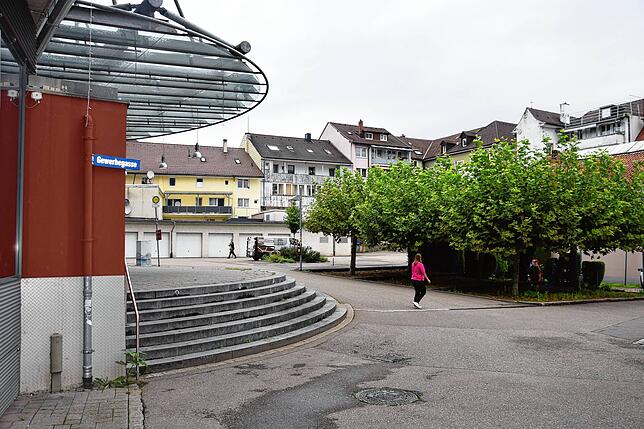 Der sogenannte 6-Bäume-Park bei der Lohgerbe lädt Passanten nicht zum Verweilen ein.