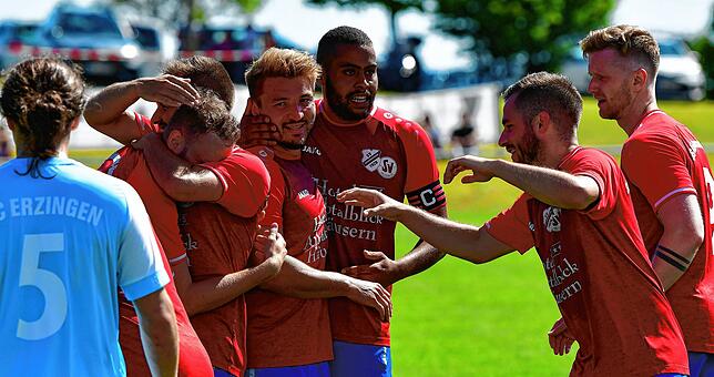 Bild 27: SG Höchenschwand/Häusern steigt nach 4:0 gegen FC Erzingen II auf &ndash; und wir haben Bilder!