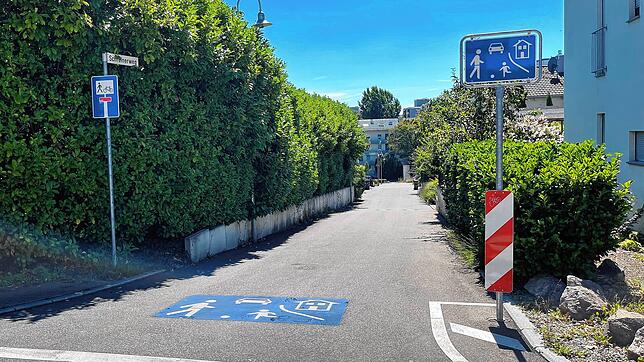 In Wollmatingen müssen Kinder keine Angst mehr vor einem Entblößer haben. Der Exhibitionist, der 2022 unter anderem hier an der Ecke ...