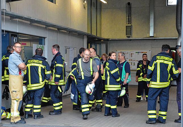 Bild 12: Bilder vom Unwetter in Markdorf: Evakuierung des Campingplatzes