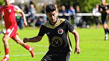 Ein Konstanzer im Trikot des Verbandsligazweiten Türk. SV Singen: Atakan Koyuncuoglu und seine Mannschaft empfangen am Sonntag den ...