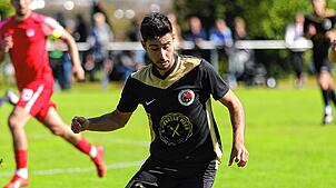 Ein Konstanzer im Trikot des Verbandsligazweiten Türk. SV Singen: Atakan Koyuncuoglu und seine Mannschaft empfangen am Sonntag den ...
