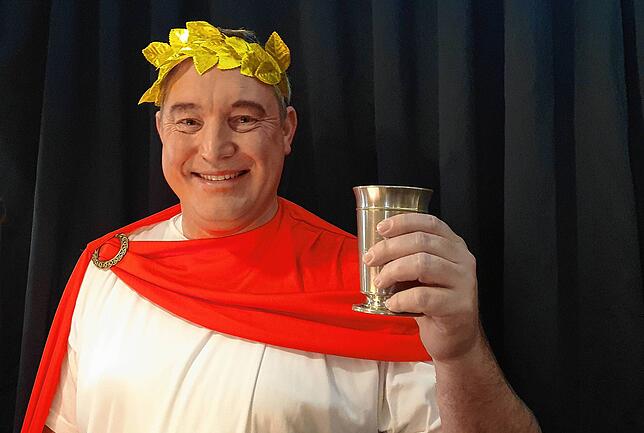 Frank Neumann: &bdquo;Früher hatten wir noch keinen Kleber, da hätte man sich auf der Straße festnageln müssen.&ldquo;