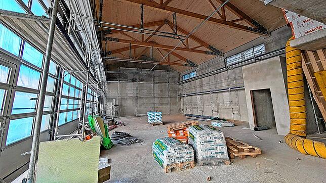 Der Rohbau der Halle ist bereits seit einiger Zeit fertig. Foto: Gemeinde