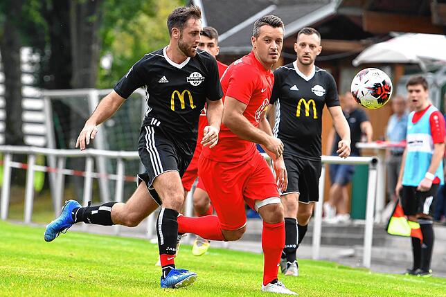 Bild 25: FC Wallbach setzt sich knapp mit 2:1 gegen den FC Tiengen 08 durch &ndash; und wir haben Bilder