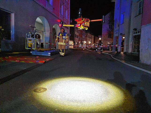 Eine Drohne der Feuerwehr landet in der Münsterstraße.