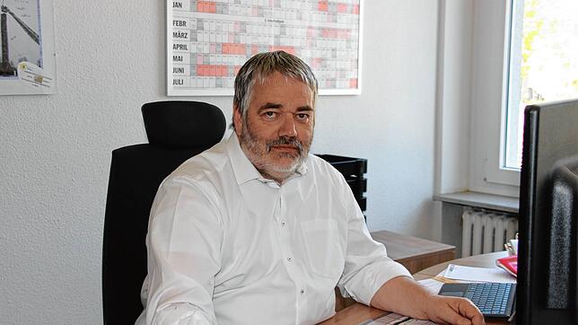 Jörg Westermann, geschäftsführender Schulleiter in St. Georgen, warnt vor erheblichen Bildungslücken durch die Corona-Pandemie. Unser ...