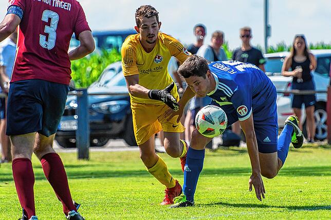 Bild 19: FC Weizen bleibt nach 2:0-Sieg beim FC Huttingen in der Kreisliga A &ndash; und wir haben Bilder