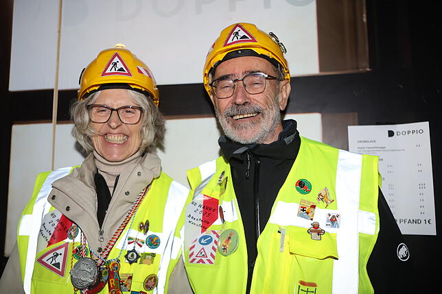 Bild 7: Konstanzer Straßenfasnacht 2025: Die Altstadt wird zum Narrenparadies - Die Bilder vom Abend!