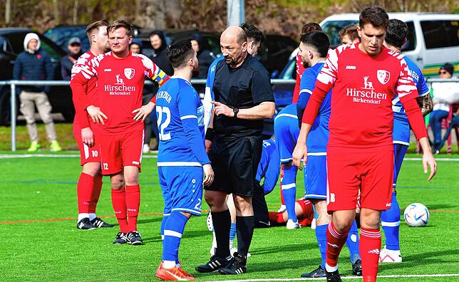 Bild 3: FC Schlüchttal siegt 3:2 gegen den FC Erzingen &ndash; und wir haben Bilder!