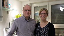 Mark und Tanja Biell aus Friedrichshafen-Manzell suchen seit sieben Jahren einen Bauplatz oder ein Einfamilienhaus im Häfler Westen. ...