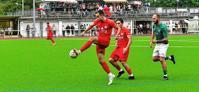Bild 39: FC Zell gewinnt Hochrhein-Derby gegen Aufsteiger FC Tiengen 08 mit 2:0 &ndash; und wir haben Bilder!