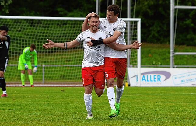 Bild 28: FC RW Salem besiegt auch den SV Mühlhausen. Wir haben die besten Bilder!