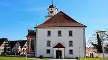 Gleich dreimal bittet die katholische Kirchengemeinde in der Martinskirche zum traditionellen Fest der Erstkommunion: Am 15. und 22. ...