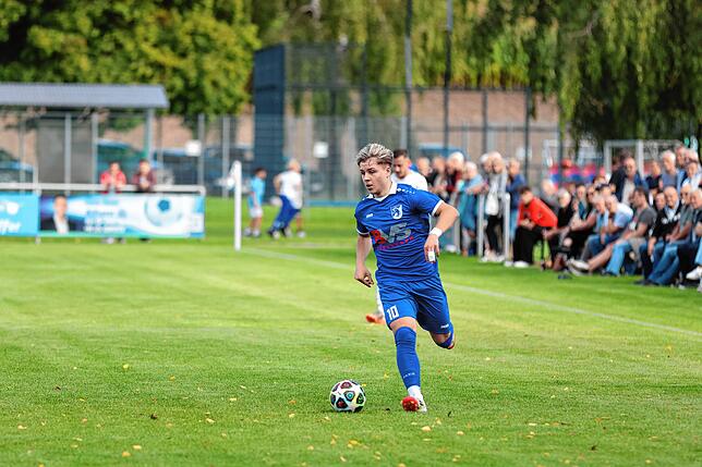 Bild 15: FC Erzingen gewinnt Derby beim SV Jestetten vor 400 Zuschauern mit 3:1 – und wir haben Fotos!