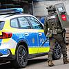 (Archivbild) Ein Sondereinsatzkommando (SEK) ist Ende Februar 2025 im Konstanzer Stadtteil Paradies im Einsatz. Der Grund ist eine ...