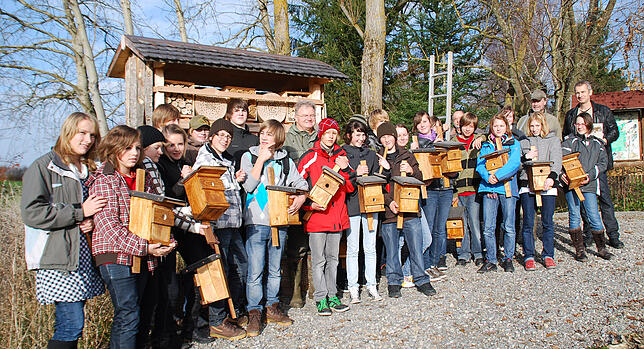 Eingebunden wurden die Realschüler in Bad Saulgau in eine Nistkastenaktion der Stadt.
