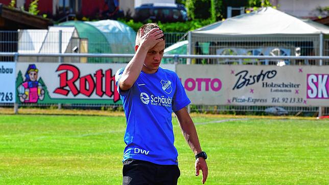 Was war das denn? Der TuS Efringen-Kirchen setzte den Saisonstart mit einem 1:5 bei der U23 des FV Lörrach-Brombach völlig in den Sand. ...