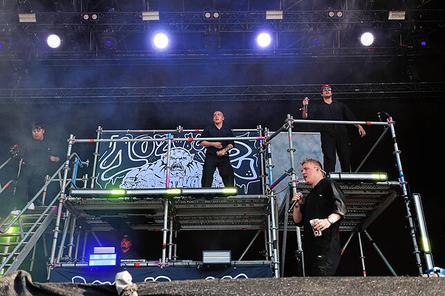 Bild 6: Ostfriesischer Hip-Hop auf dem Southside 2025: Der Auftritt von 102 Boyz in Bildern