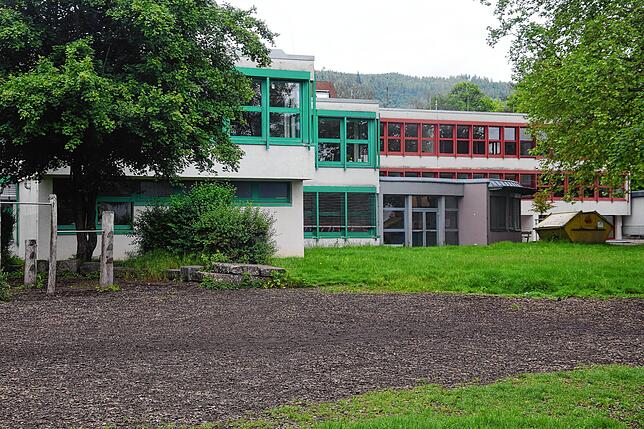 Zur Sanierung der Hans-Thoma-Gemeinschaftsschule und der Werner-Kirchhofer-Realschule gehört auch die Neugestaltung des Schulhofes.