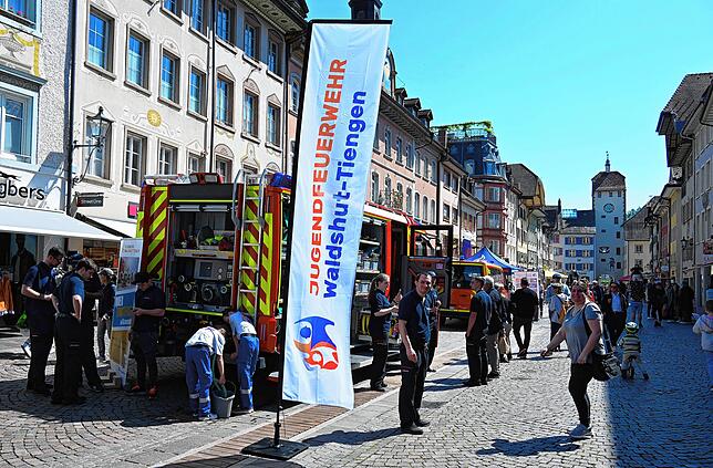 Bild 15: Familiensamstag in Waldshut: Mai-Wetter lockte viele Besucher